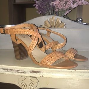 KENNETH COLE straw strappy sandals sz 7